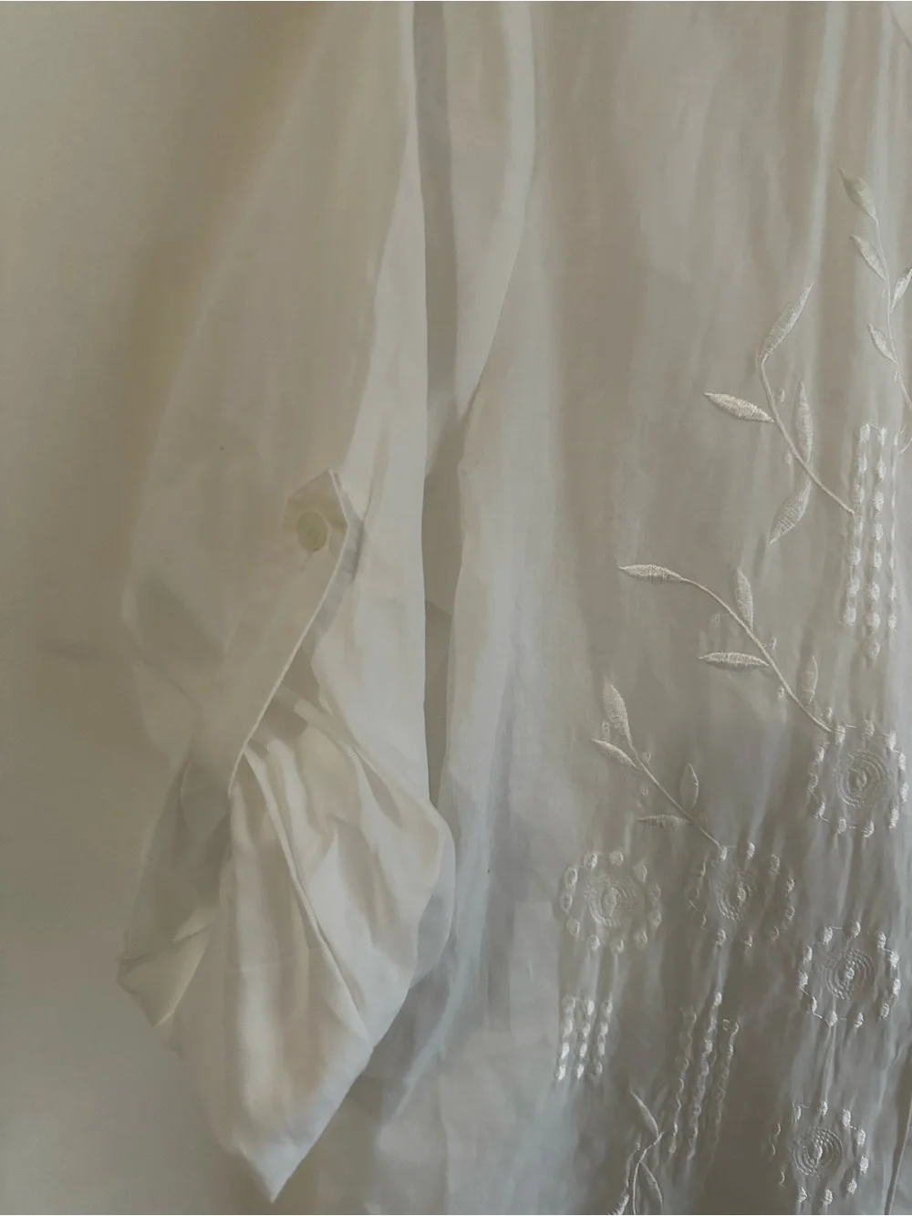 LOFT Women's White Embroidered Cotton Button Front Roll Tab Blouse Top Medium M